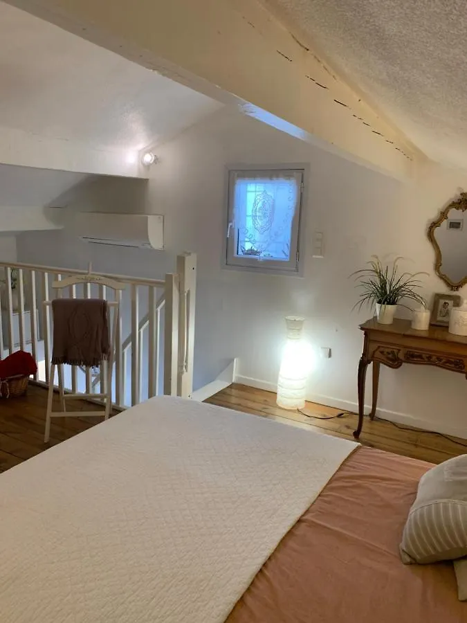 petite maison cosy avec exterieur Marseille Appartement
